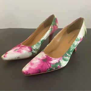 Karen Scott pump heels, size 6M,